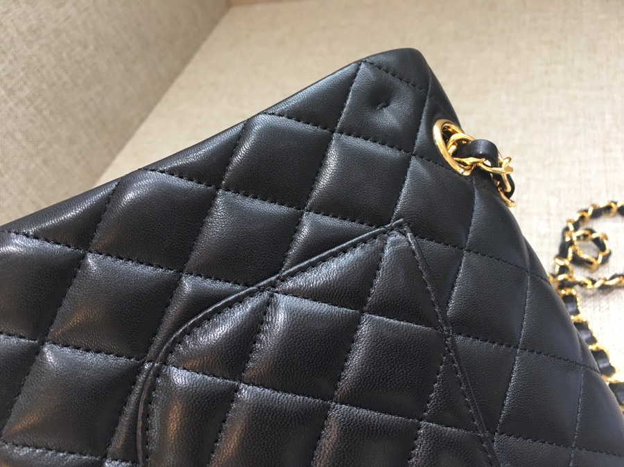 Medium Classic Flap Lambskin Bag AO1112 Black/Gold